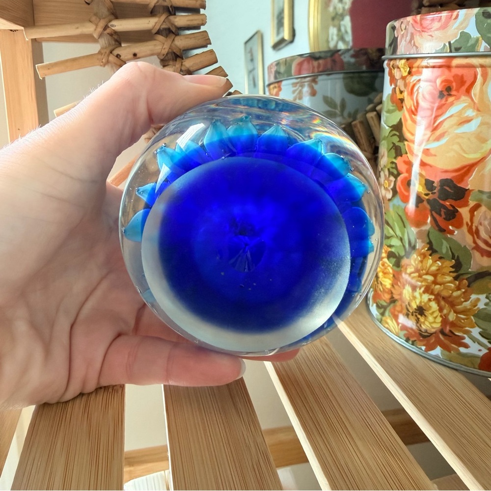 SOLD Blue Floral Glass Art Piece - Picture 4 of 4